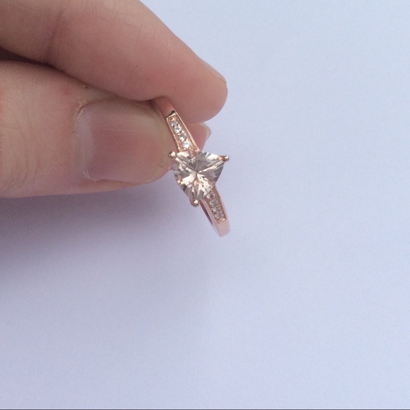 SOLD Marropino Morganite engagement ring - Picture 9 of 12